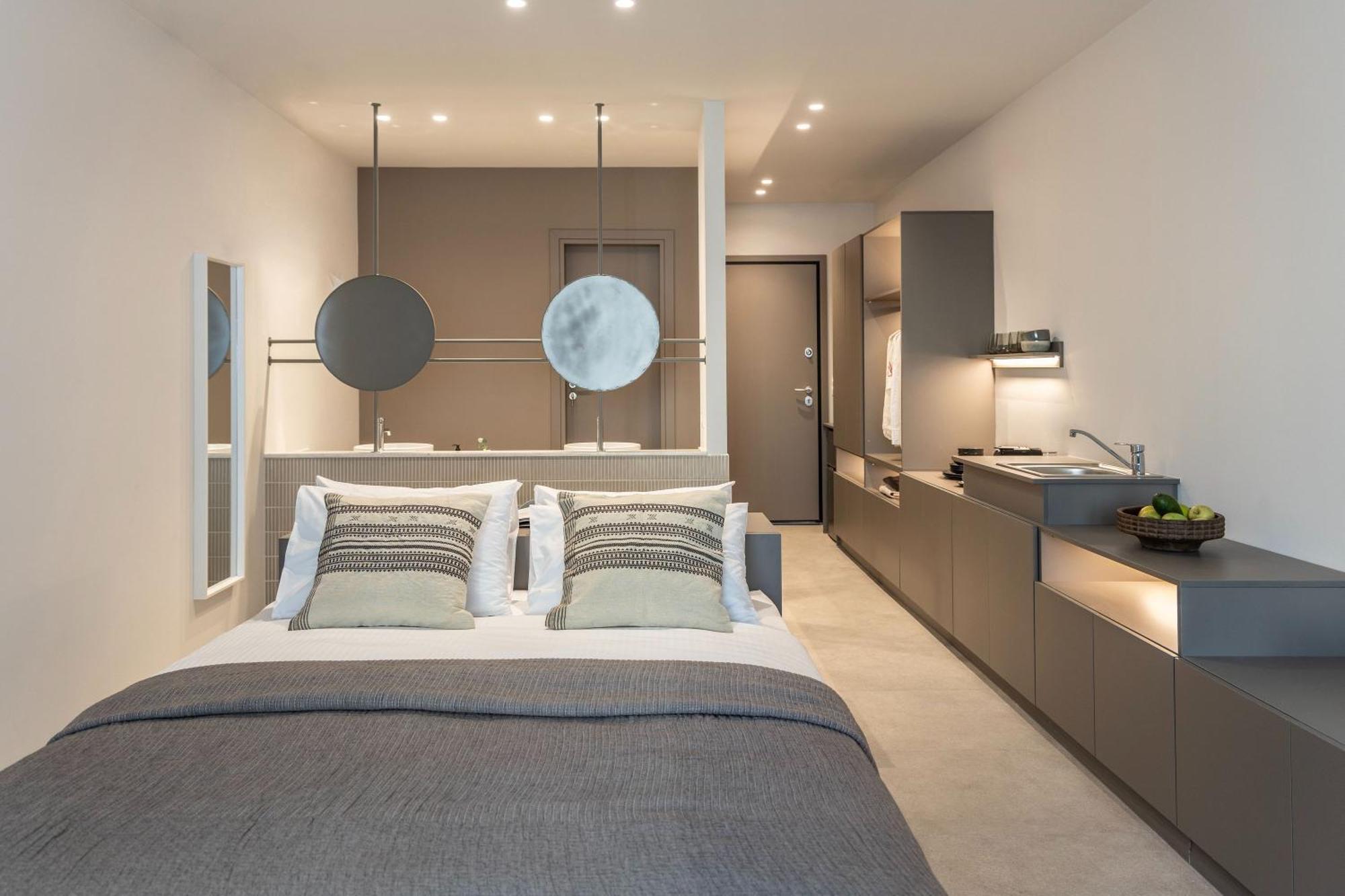 Celestial Athens Suites At Praxitelous Экстерьер фото