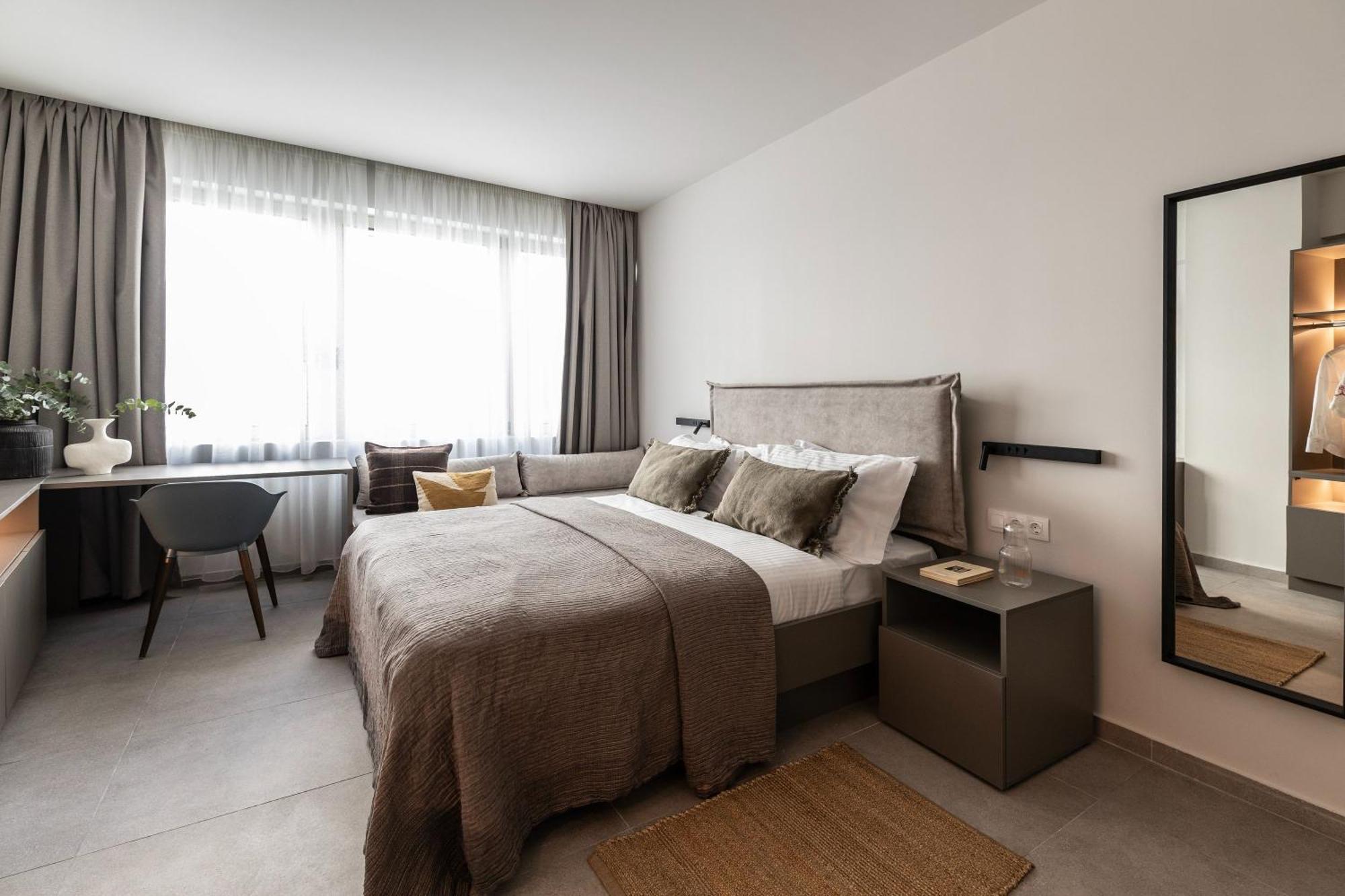 Celestial Athens Suites At Praxitelous Экстерьер фото