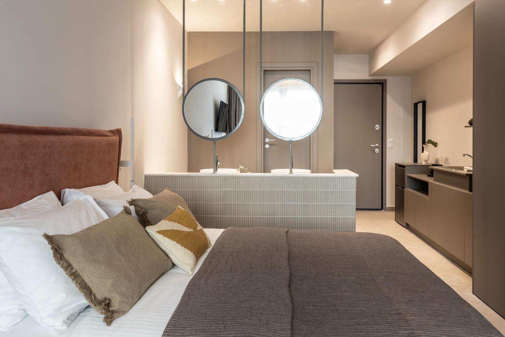 Celestial Athens Suites At Praxitelous Экстерьер фото