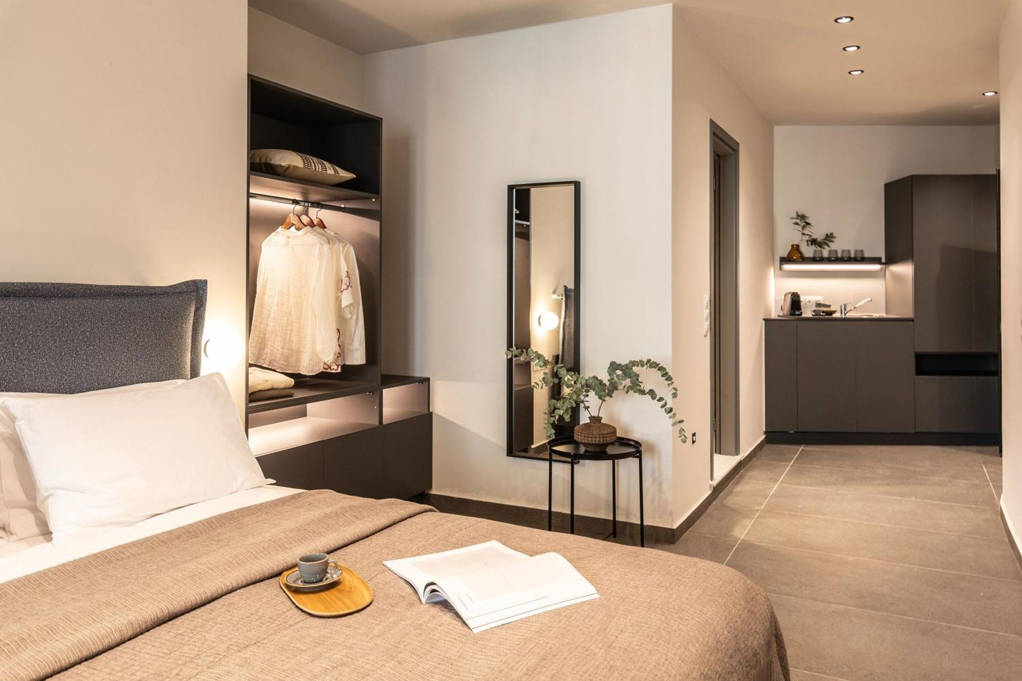 Celestial Athens Suites At Praxitelous Экстерьер фото